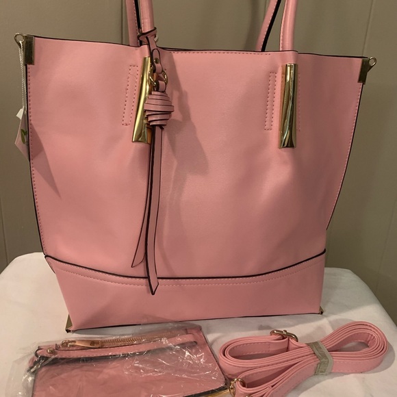 Pink purse - Picture 2 of 7